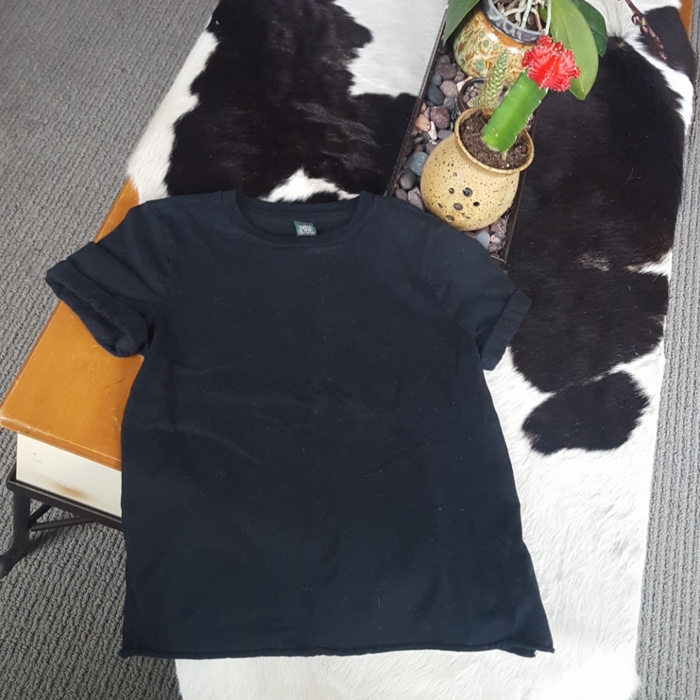 Black T-shirt